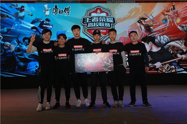 仅依赖于控 仅依赖于控