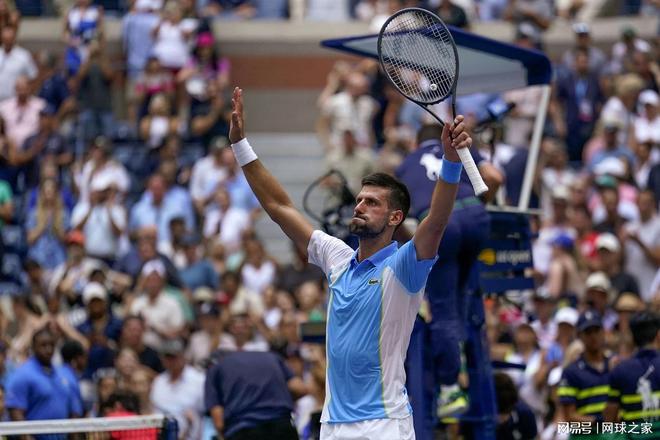 员在比赛阅 员在比赛阅